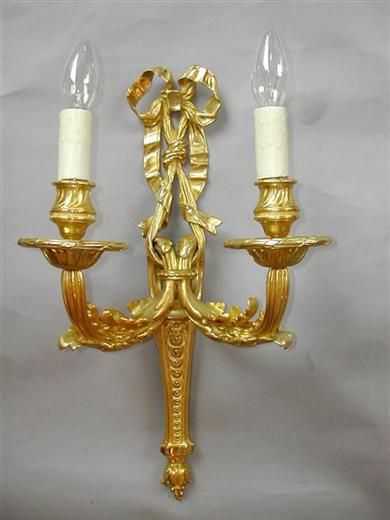 Paire d'appliques au noeud de ruban