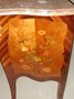 Commode sauteuse style Louis XV marqueterie Florale coté