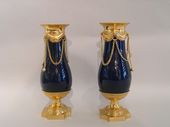 Paire de Vases Louis XVI en verre bleu du Creusot et bronze doré