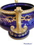Jardiniere en porcelaine bleue et or