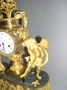 Une pendule vase "au jardinier "
