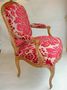 Paire de fauteuils "à la reine" 