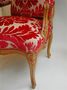 Paire de fauteuils "à la reine" 